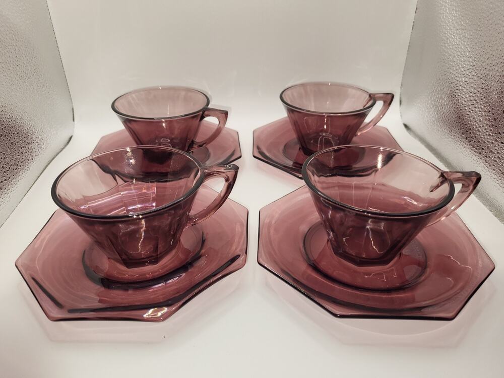 Vtg Hazel Atlas Moroccan Amethyst Purple Glass Octagon Cups Saucers 4 Sets